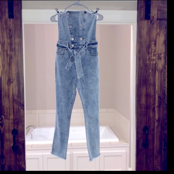 Kittenish Emma denim jumpsuit - Picture 2 of 5